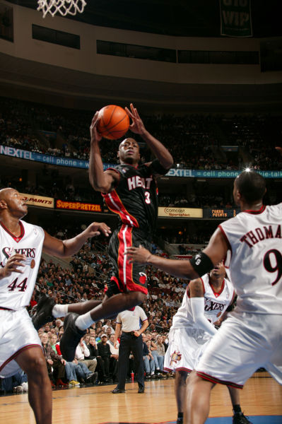 意媒：勒沃库森寻若纳坦-塔的替代者，已试探性接触基维奥尔.